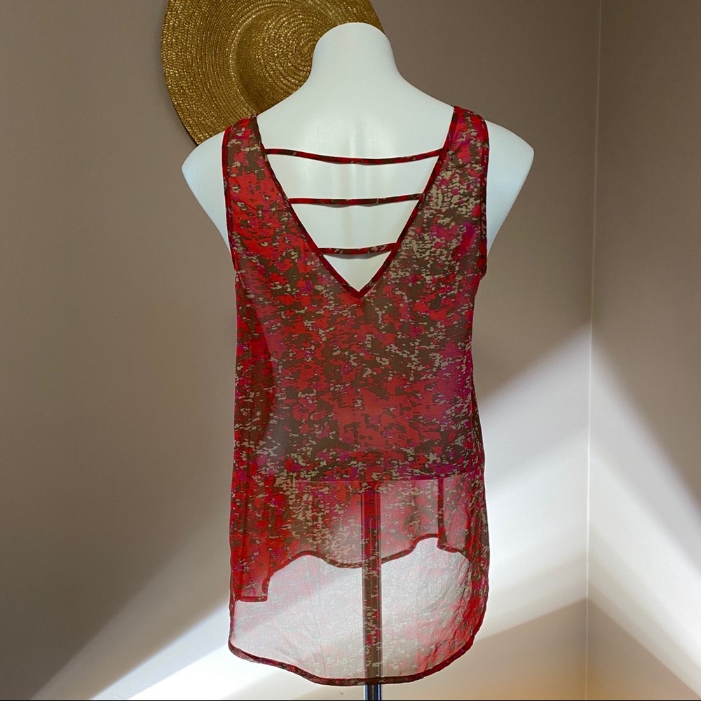 Sheer Tank Top - Picture 3 of 4